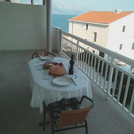 Seaview Nikola Apartment