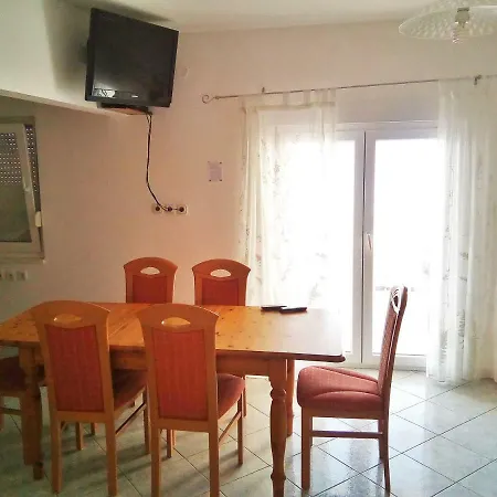 Seaview Nikola דירה